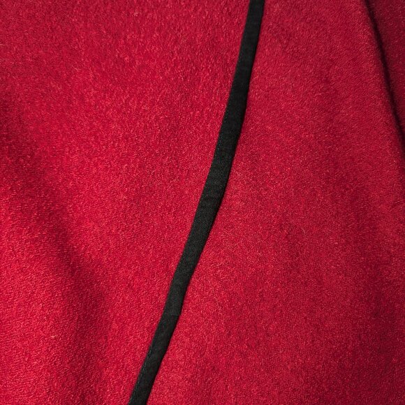 Gorgeous red wool circle cape one size EUC - Picture 3 of 6